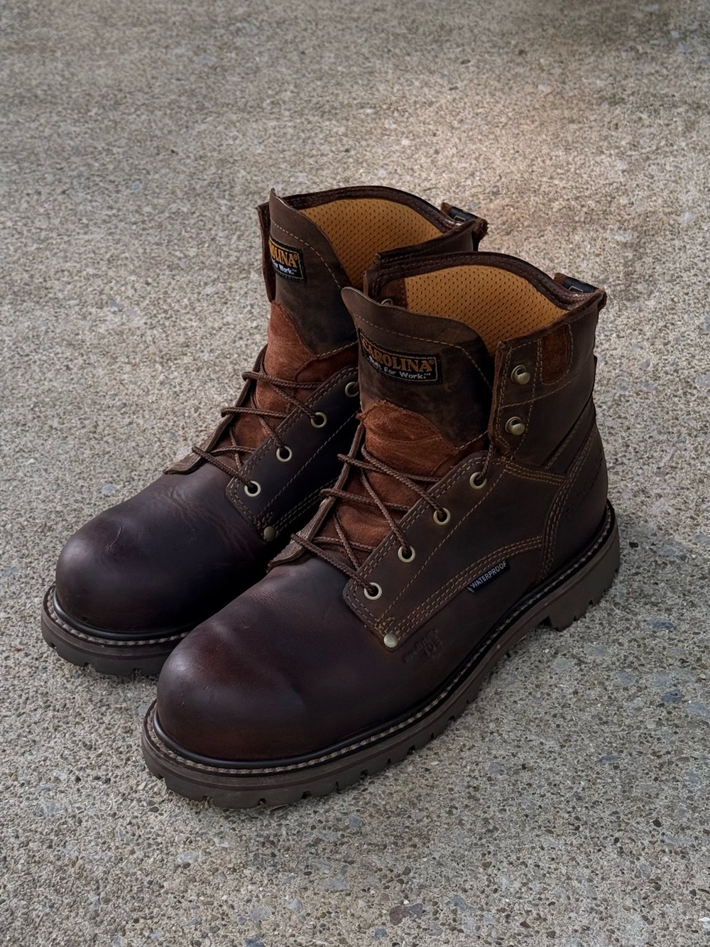 Carolina Men's Brown Leather Work Boots - Rugged Waterproof Construction